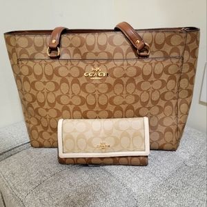 Make an offer XL Coach Bag and Wallet